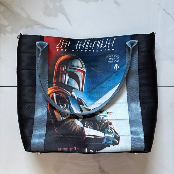 Harveys The Mandalorian Tote - Picture 1 of 5